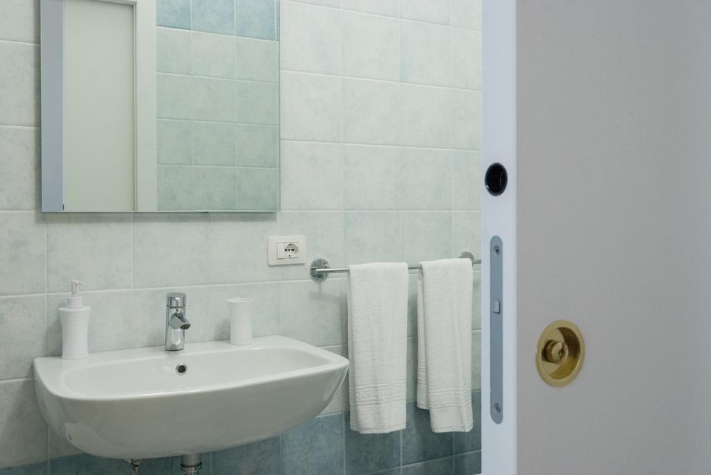 Il Tacco Dello Stivale Bed & Breakfast Lecce Oda fotoğraf